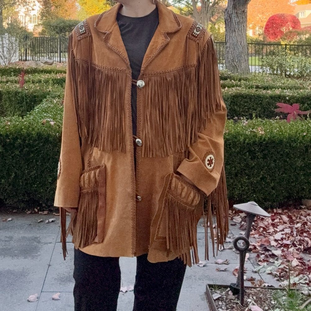 VTG Men’s Light Brown Leather Fringe Jacket sz52